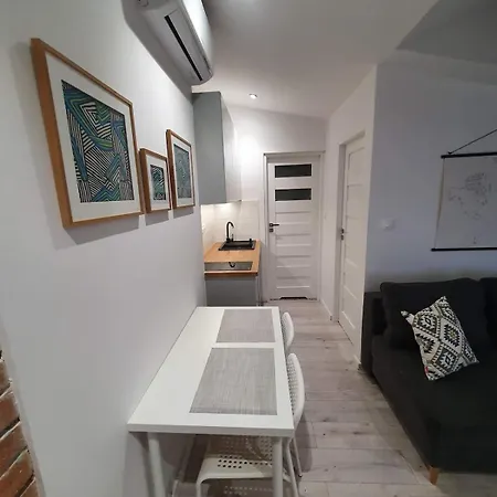 Stayinpoznan Koziolki View!! Air Conditioning, Internet, Tv, 4 Pietro - Brak Windy Apartamento